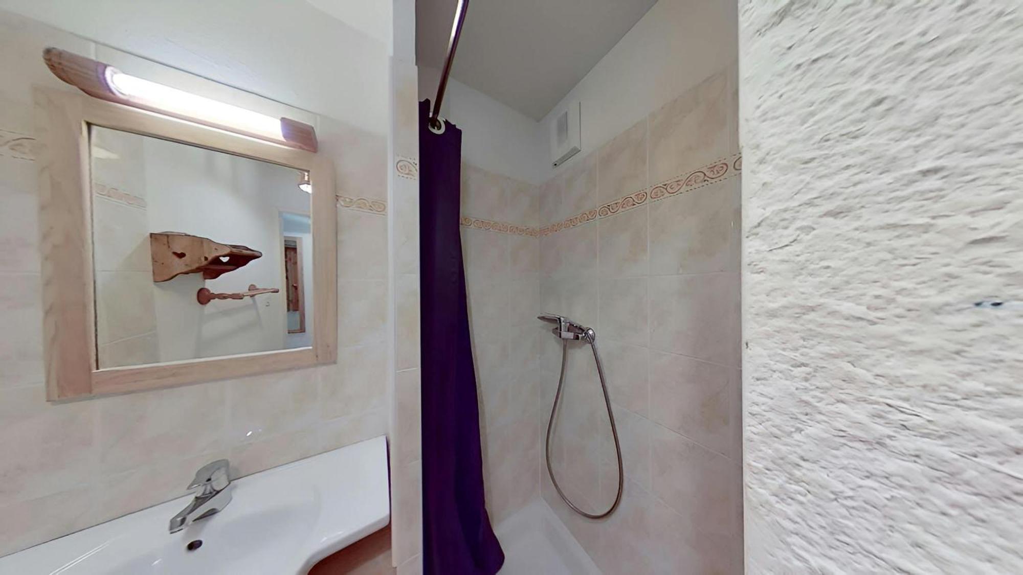 Casa-Amelie Terrace With View And Parking Apartment Vars  Exterior photo